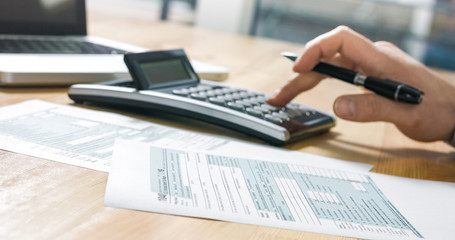 calculator and taxes